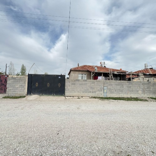 ERLER MH SARAÇOĞLU CD BAYSARI'DAN 669 M2 SATILIK HİSSELİ TARLA