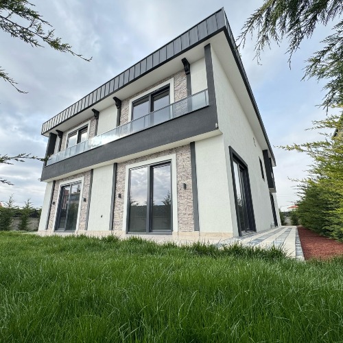 KARAASLAN MH SAUNA TERAS VE 563 M2 BAHÇELİ 5+1 SATILIK LÜX VİLLA
