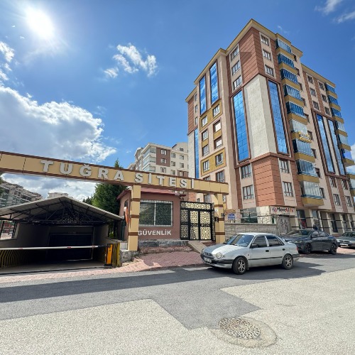 HOCACİHAN MH BEYŞEHİR CD BAYSARI'DAN ARAKAT 3+1 SATILIK DAİRE