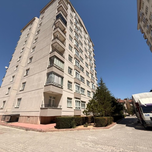 BOSNA HERSEK MH GÜN IŞIĞI SİTESİ 3+1 BAY SARI'DAN SATILIK DAİRE