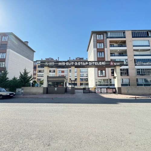 ULUBATLIHASAN MH BAYSARI'DAN MİS ELİT'DE 3+1 SATILIK GENİŞ DAİRE